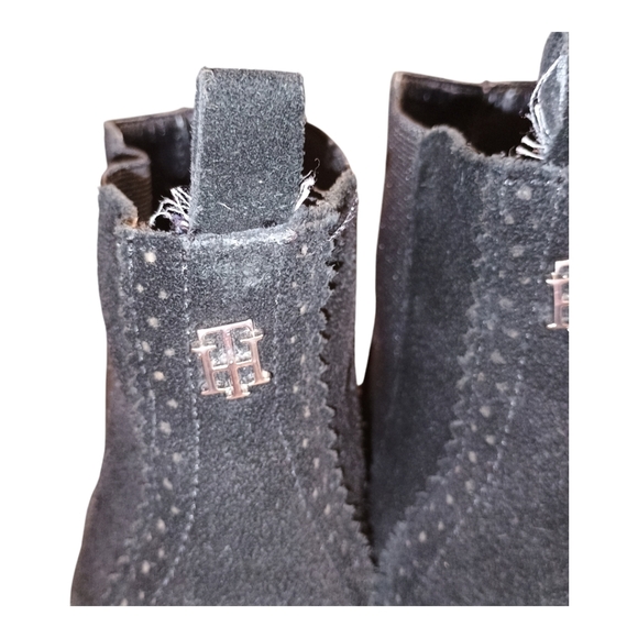 SOLD Tommy Hilfiger Black Suede Wedge Heel Boots Size 9 1/2 M - Picture 3 of 7